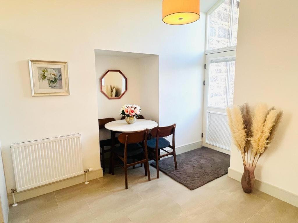Great Glen Townhouse 인버네스 외부 사진